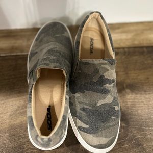 Camo soda shoes